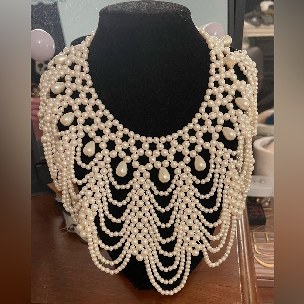 Kate Spade Never Worn Pearl Collar Necklace as seen on Hart of Dixe